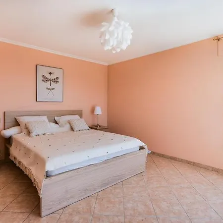 Vakantiehuis Les Termes Sleeps 8 Pool Air Con *