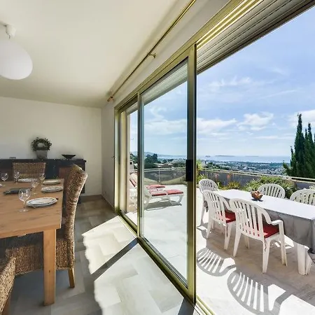 Vakantiehuis Les Termes Sleeps 8 Pool Air Con Mandelieu